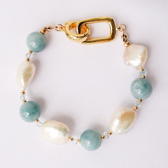 Peacock Blue Jade and Keshi Pearl Bracelet SB1