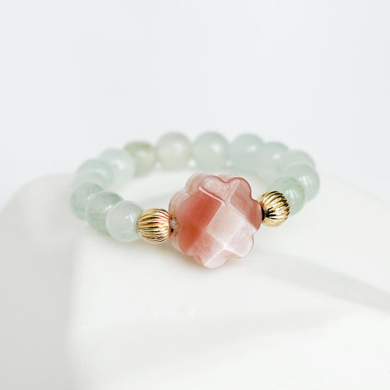 Mint Green Jade Bead with Flower MOP Ring