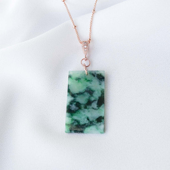 Unique Jade Necklace - D037