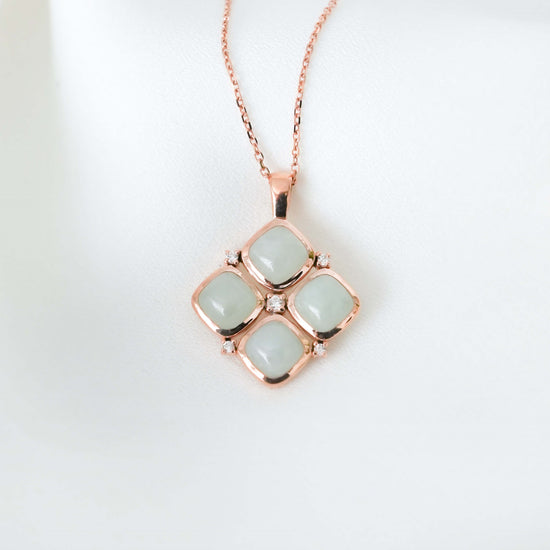 Luxe Jade Clover Pendant in 9K Rose Gold - Diamond