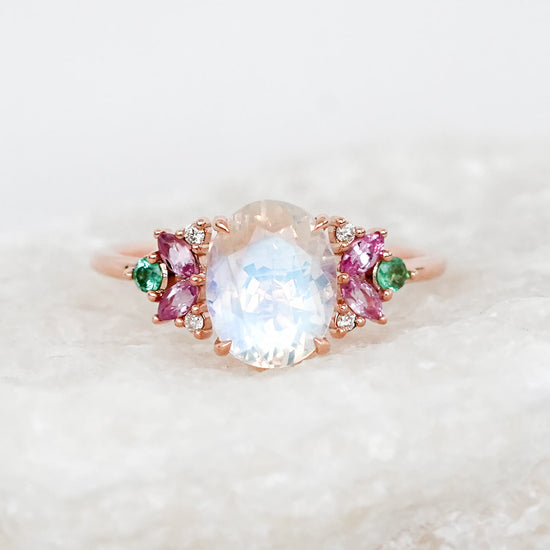 Moonstone Magnifique Ring - 1551MRR