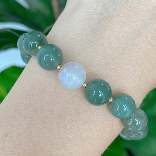 Sage Green Jade and Moonstone Bracelet B2376