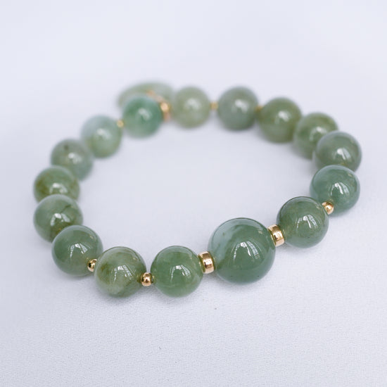 Sage Green Jade Bracelet B2523