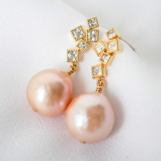 Art Deco Cubic Ear Studs with Baroque Pearls - PE8