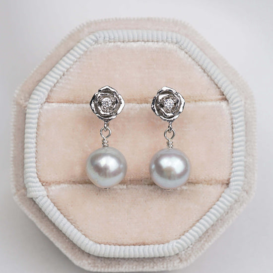 Petite Rose Ear Studs with Petite Pearls AP39