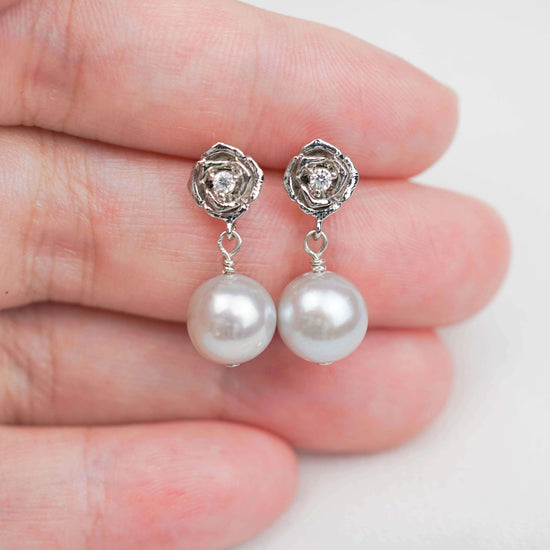 Petite Rose Ear Studs with Petite Pearls AP39