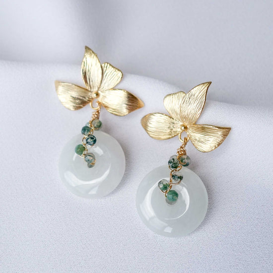 Four Petal Ear Studs and Jade with Moss Agate Vine