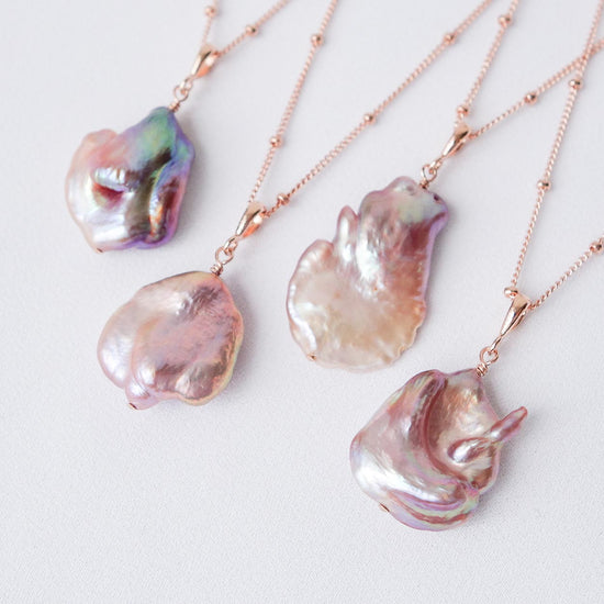 Chic Large Keshi Pearl Necklace - Rose Gold